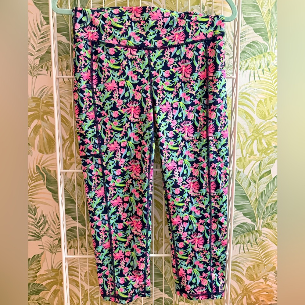 Lilly Pulitzer Women’s Weekender Leggings in Navy Seen and Herd